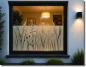 Preview: Sichtschutzfolie Sommerwiese – hochwertige Fensterfolie in Sandstrahloptik mit Gräsermotiv, ideal für Wohnzimmer, Büro oder Bad